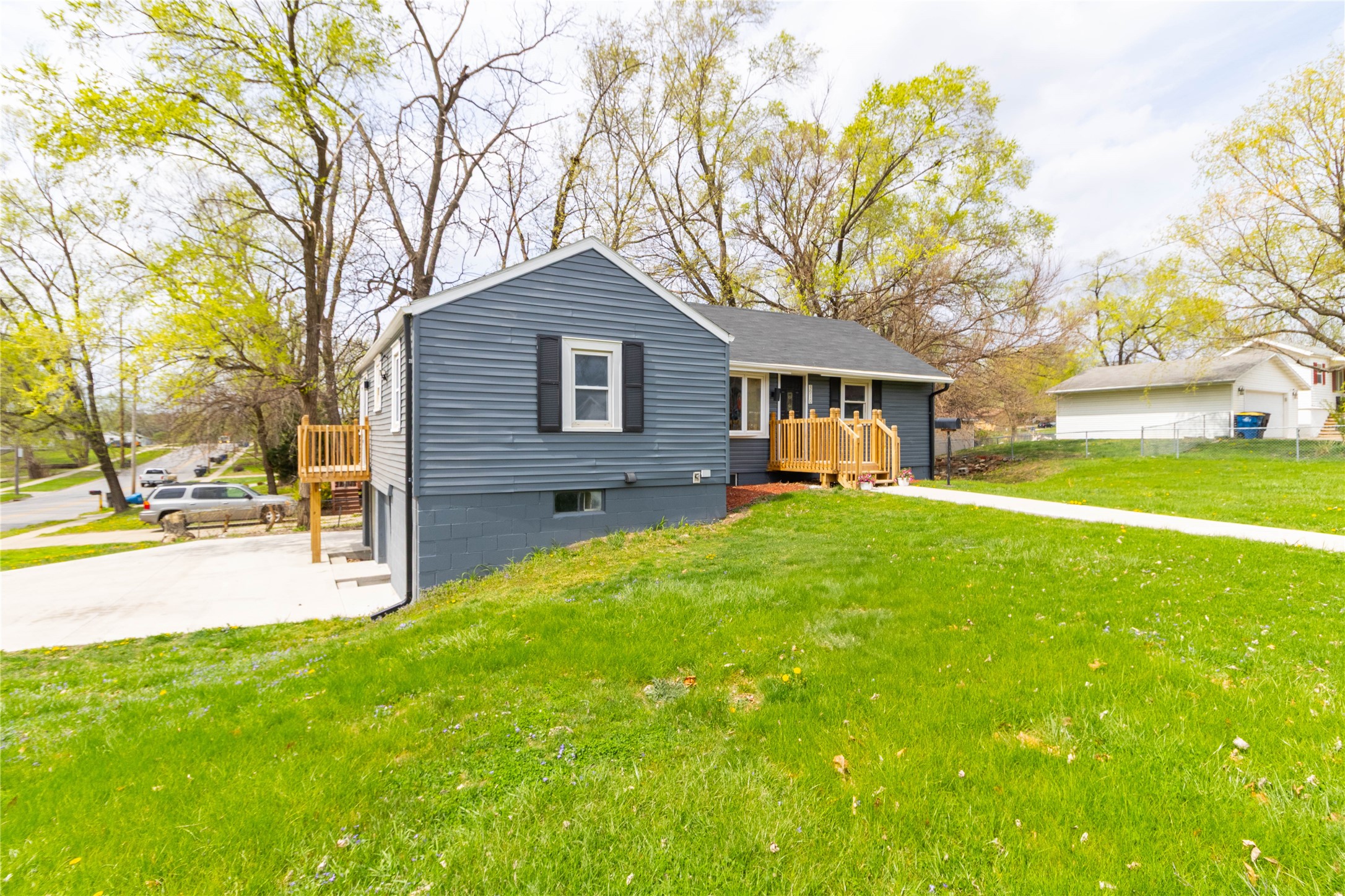 3910 SE 8th Street, Des Moines, Iowa image 3