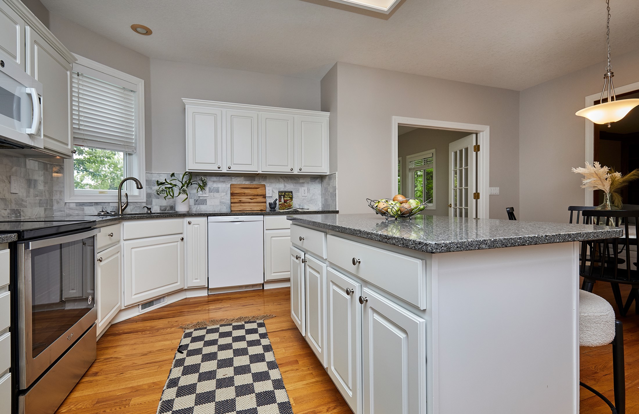 5806 Wistful Vista Drive, West Des Moines, Iowa image 14