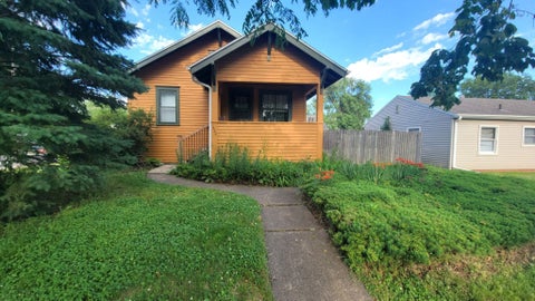 Homes For Sale - 1532 Kellogg Avenue<br/> Ames, IA 50010