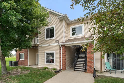 Condo For Sale - 1835 SW White Birch Circle #15<br/> Ankeny, IA 50023