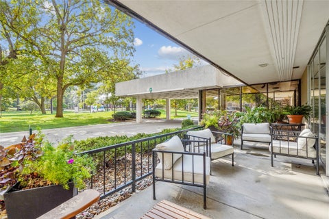 Condo For Sale - 3663 Grand Avenue #104<br/> Des Moines, IA 50312