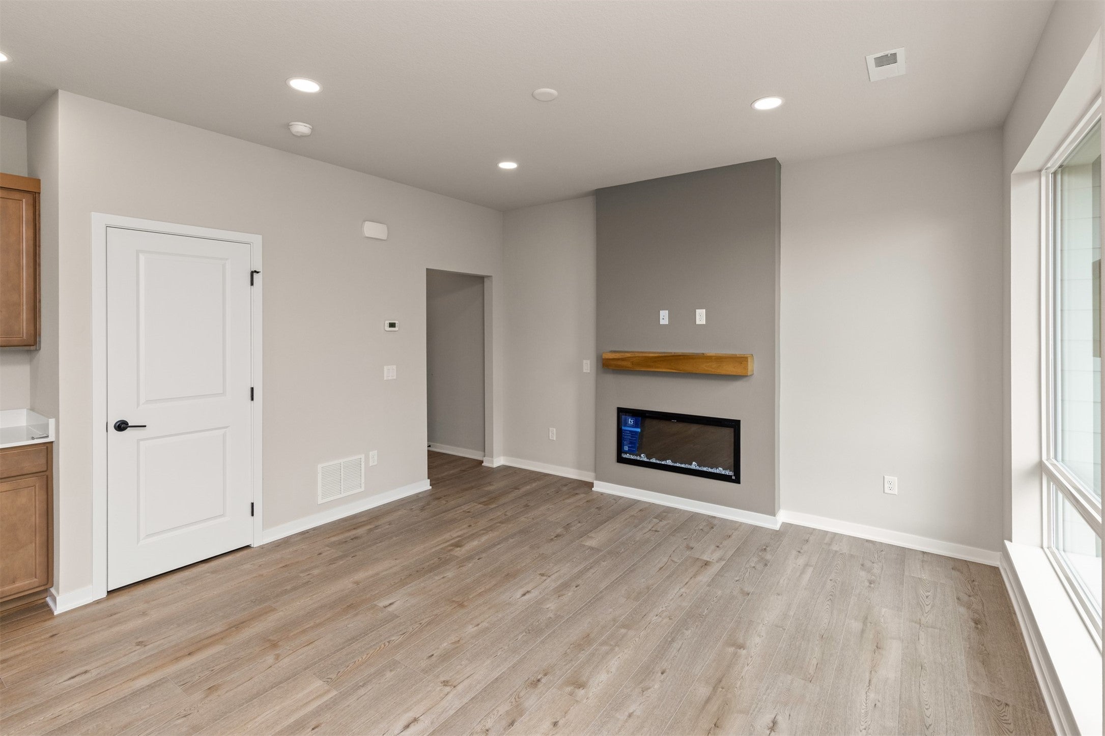 460 SW 12th Street