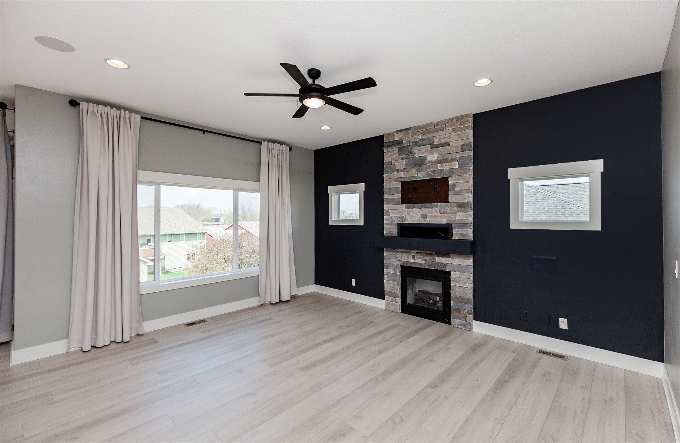 4104 Lakeland Court