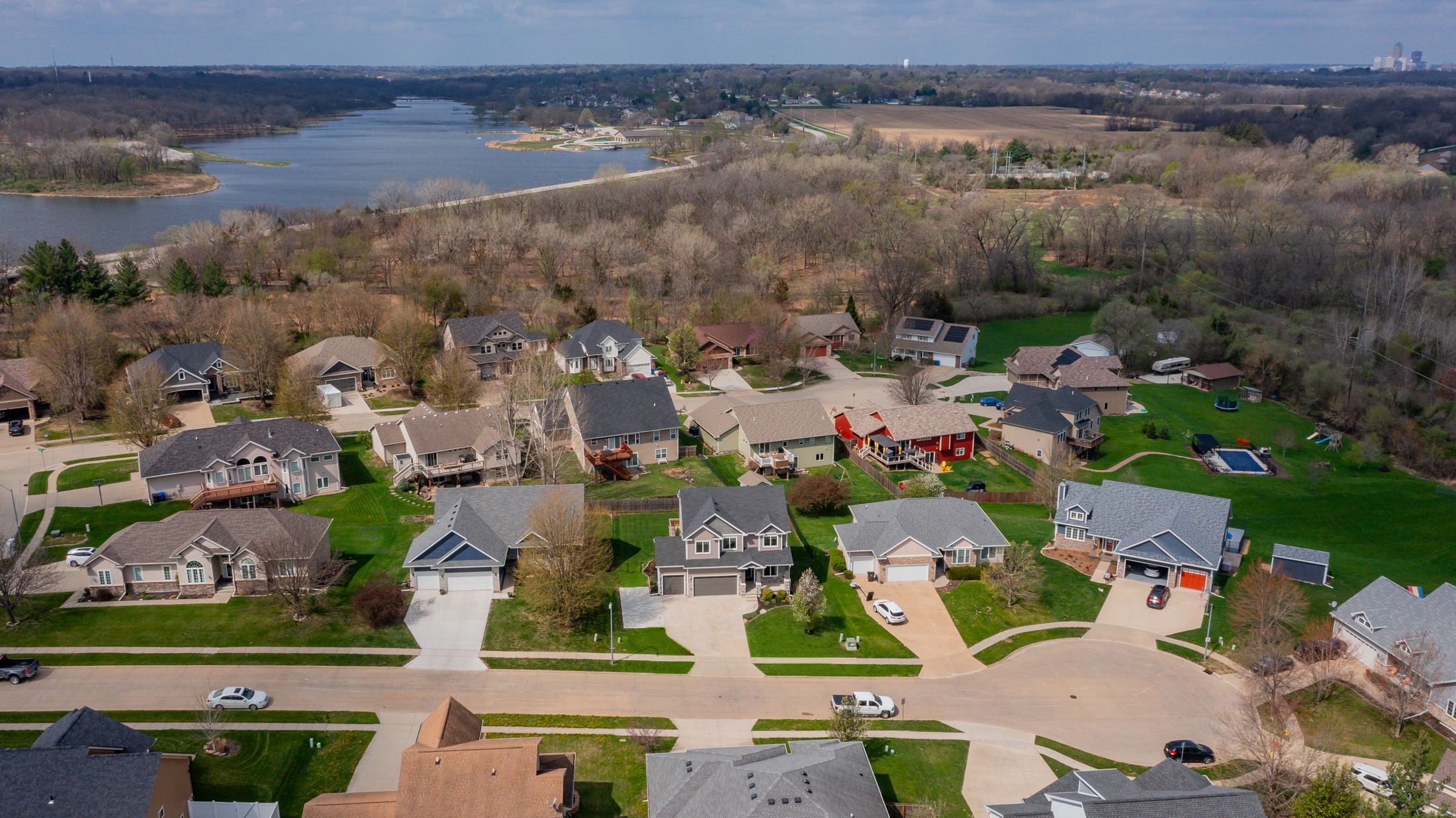4104 Lakeland Court