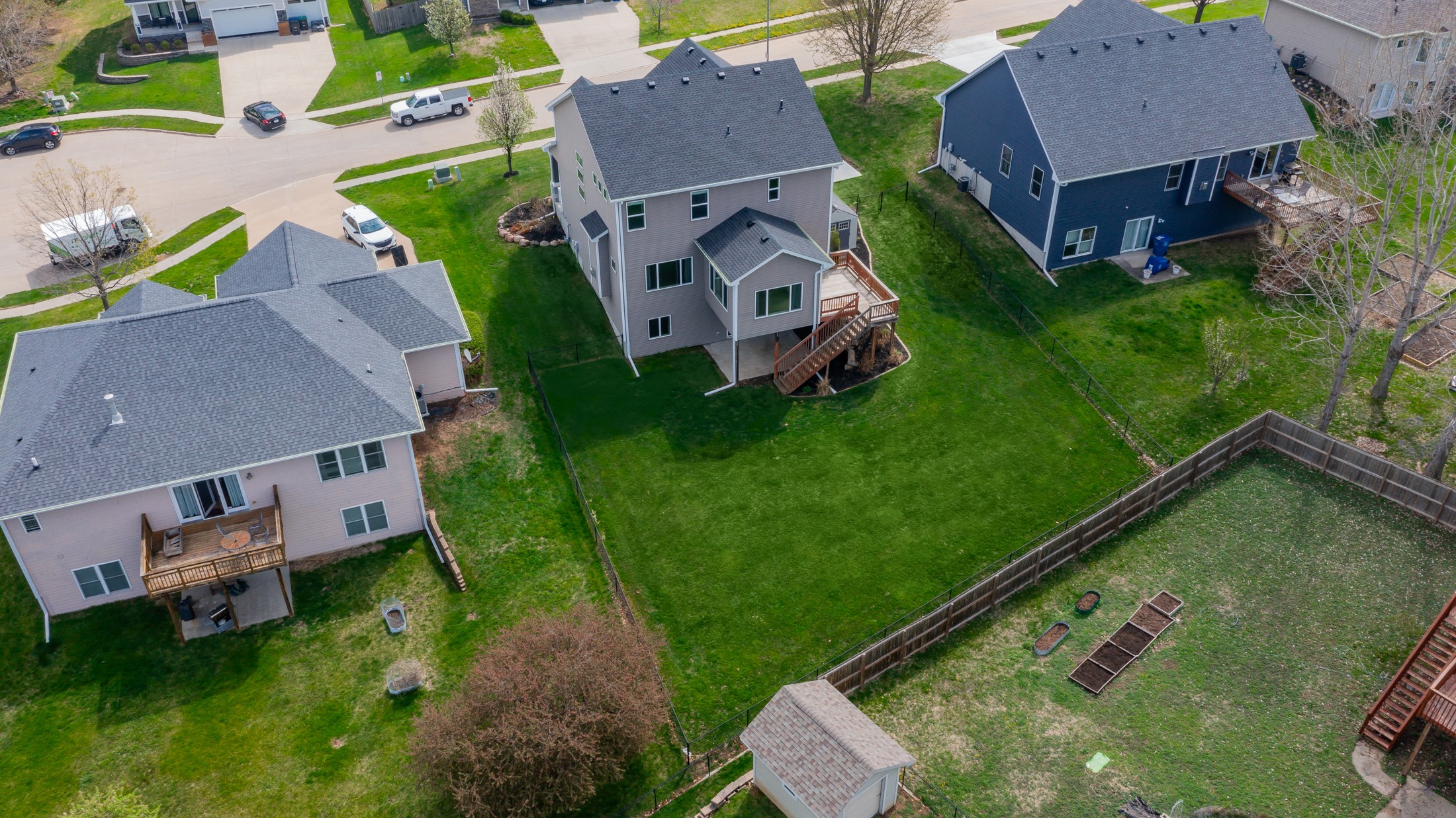 4104 Lakeland Court