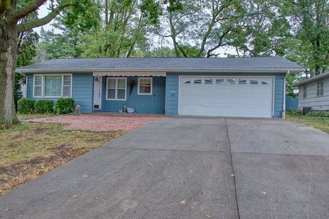 1332 Broadway Street Pella IA 50219