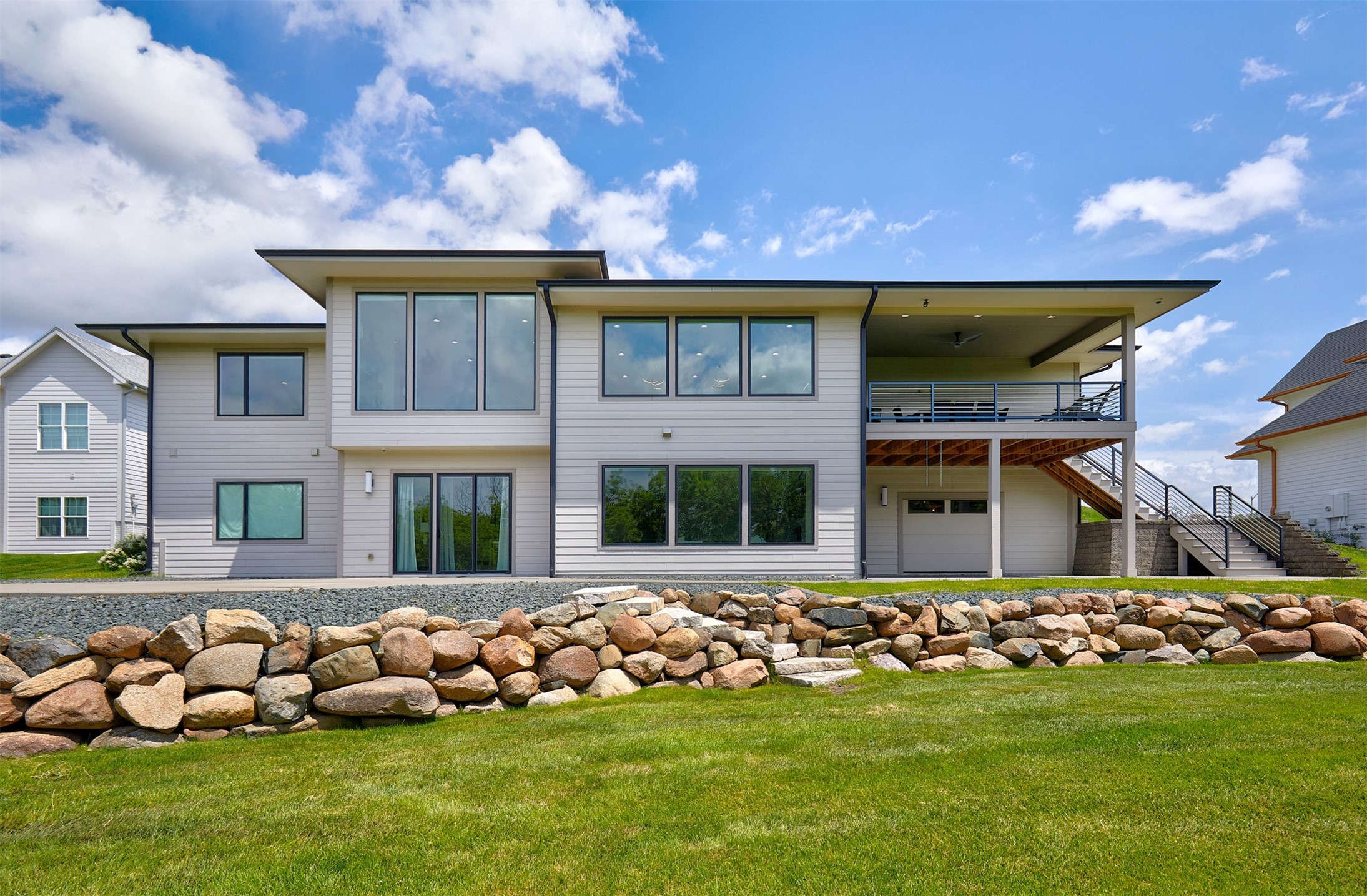 605 S Tiburon Cove