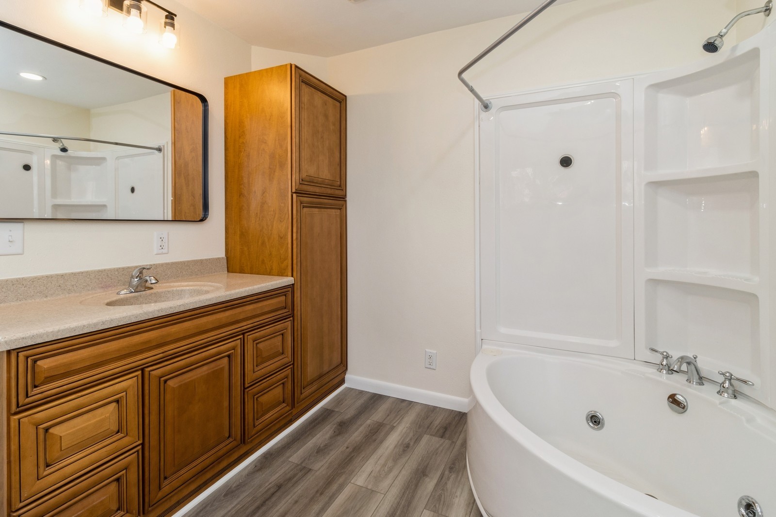 207 N 3rd Street, Montezuma, Iowa image 32
