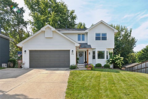 Homes For Sale - 5116 Wistful Vista Drive<br/> Polk County, West Des Moines, IA 50265