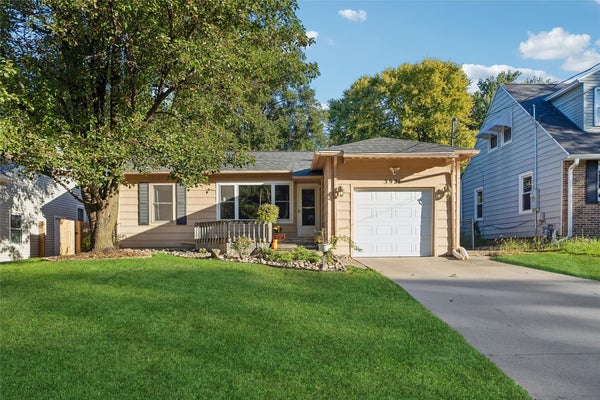 3921 CLINTON AVE, DES MOINES, IA 50310 - Image 3900de5c61bb18d0f7e84cfee2e1e1b3/796300110