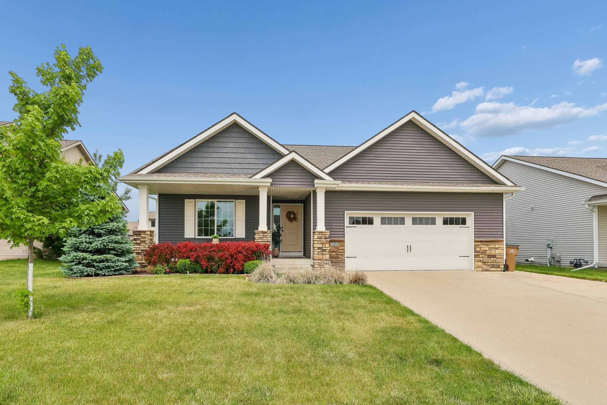 Photo 1 of 35 — 205 NE 24th Court, Grimes, IA 50111