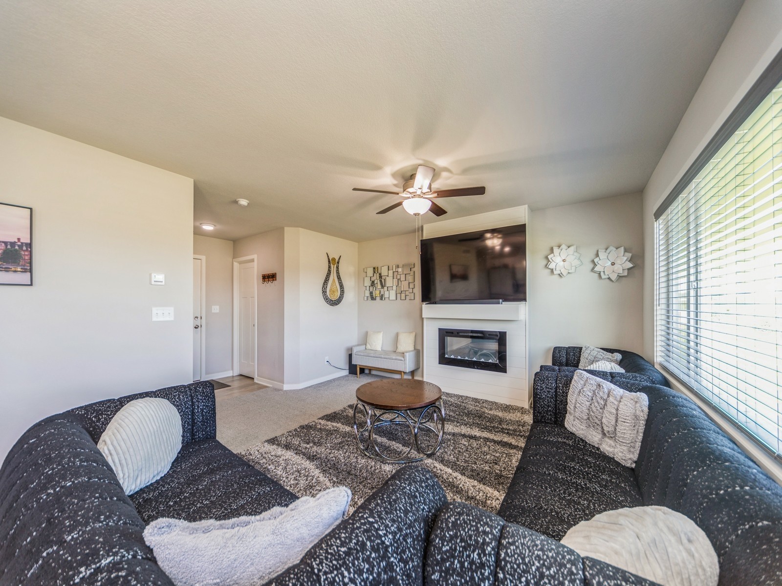 1045 Hamilton Road, Waukee, Iowa image 5