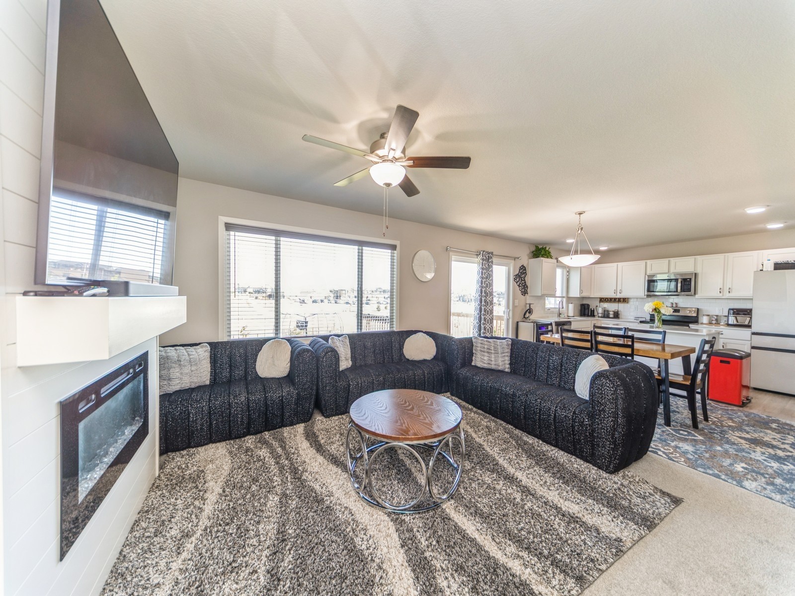 1045 Hamilton Road, Waukee, Iowa image 3