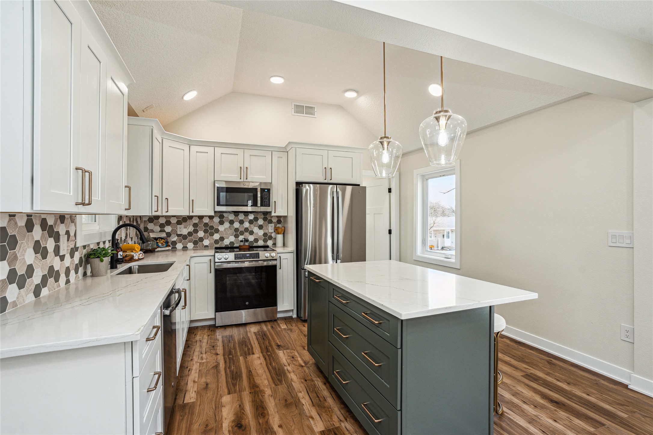 514 S Brobst Street, Knoxville, Iowa image 9