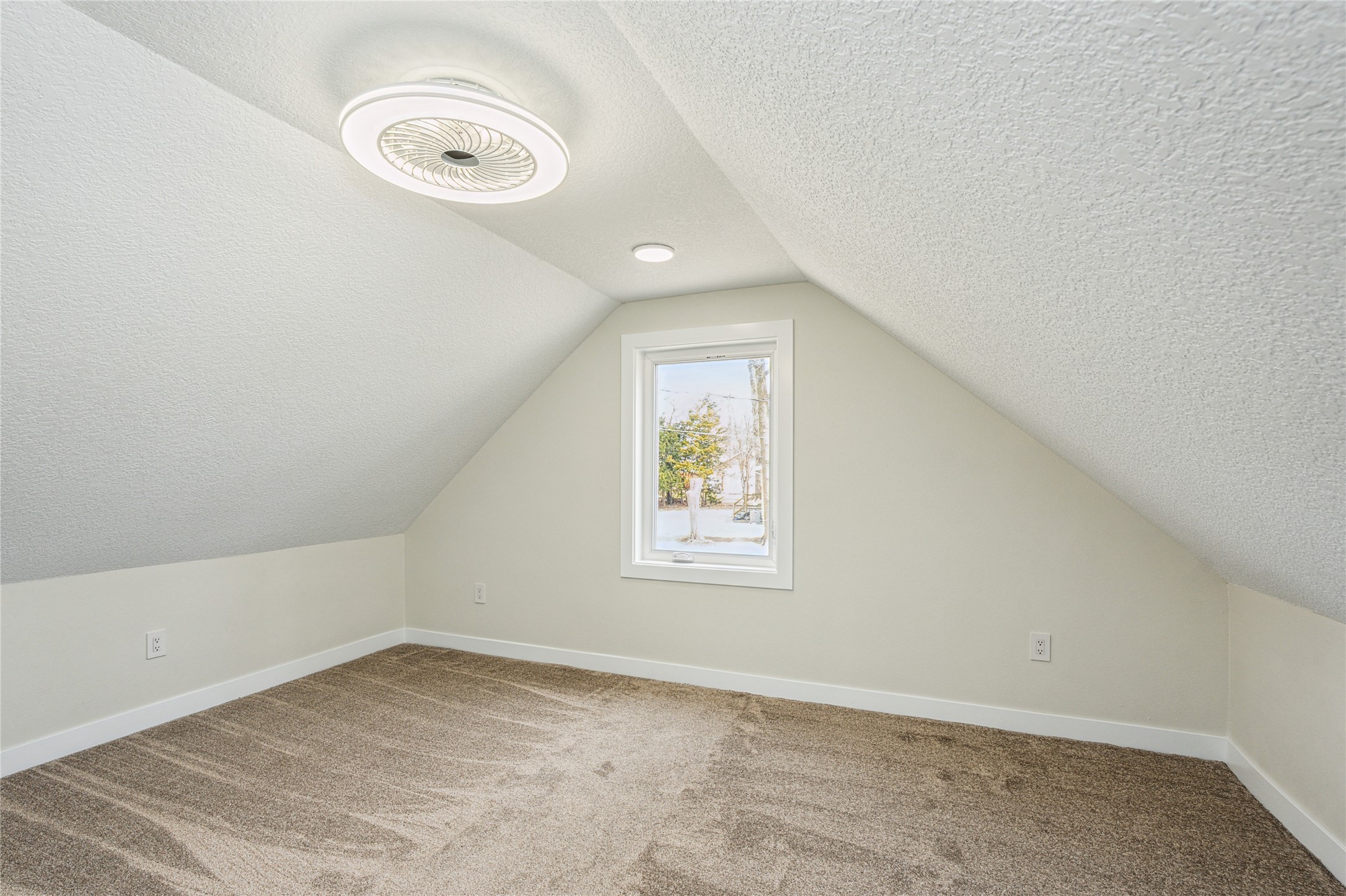 514 S Brobst Street, Knoxville, Iowa image 20