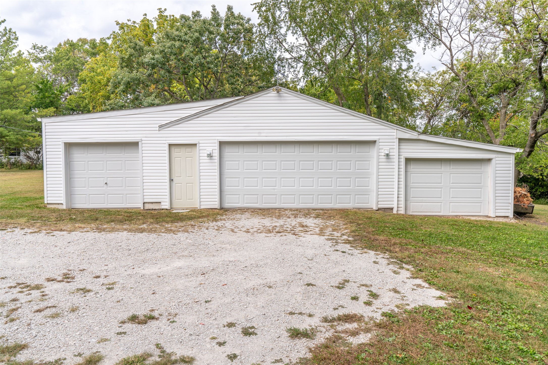 17813 R57 Highway, Indianola, Iowa image 4