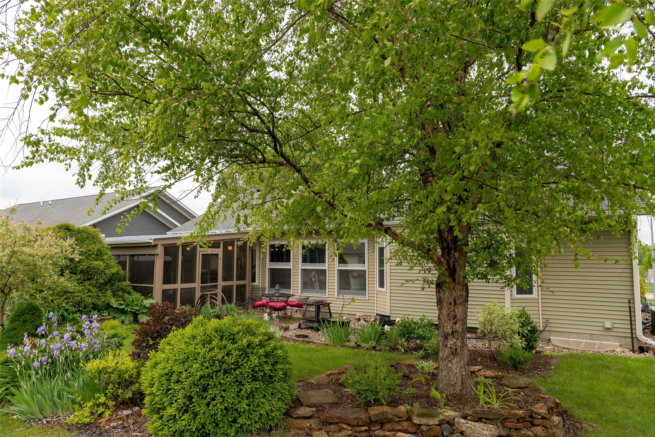 21 Eastwood Street, Pella, Iowa image 31
