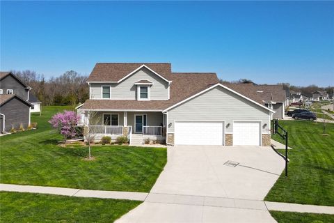 Single Family Residence in Polk City IA 1813 Starling Court.jpg