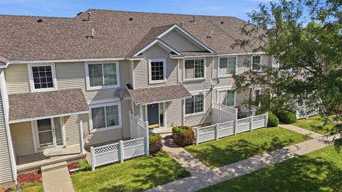 Condo For Sale - 2713 NW Heritage Avenue<br/> Ankeny, IA 50023