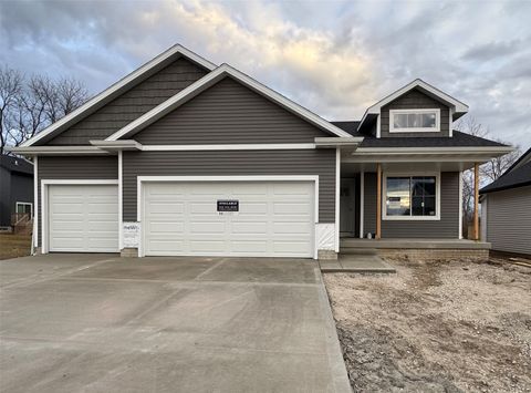 3026 Myron Street Norwalk IA 50211