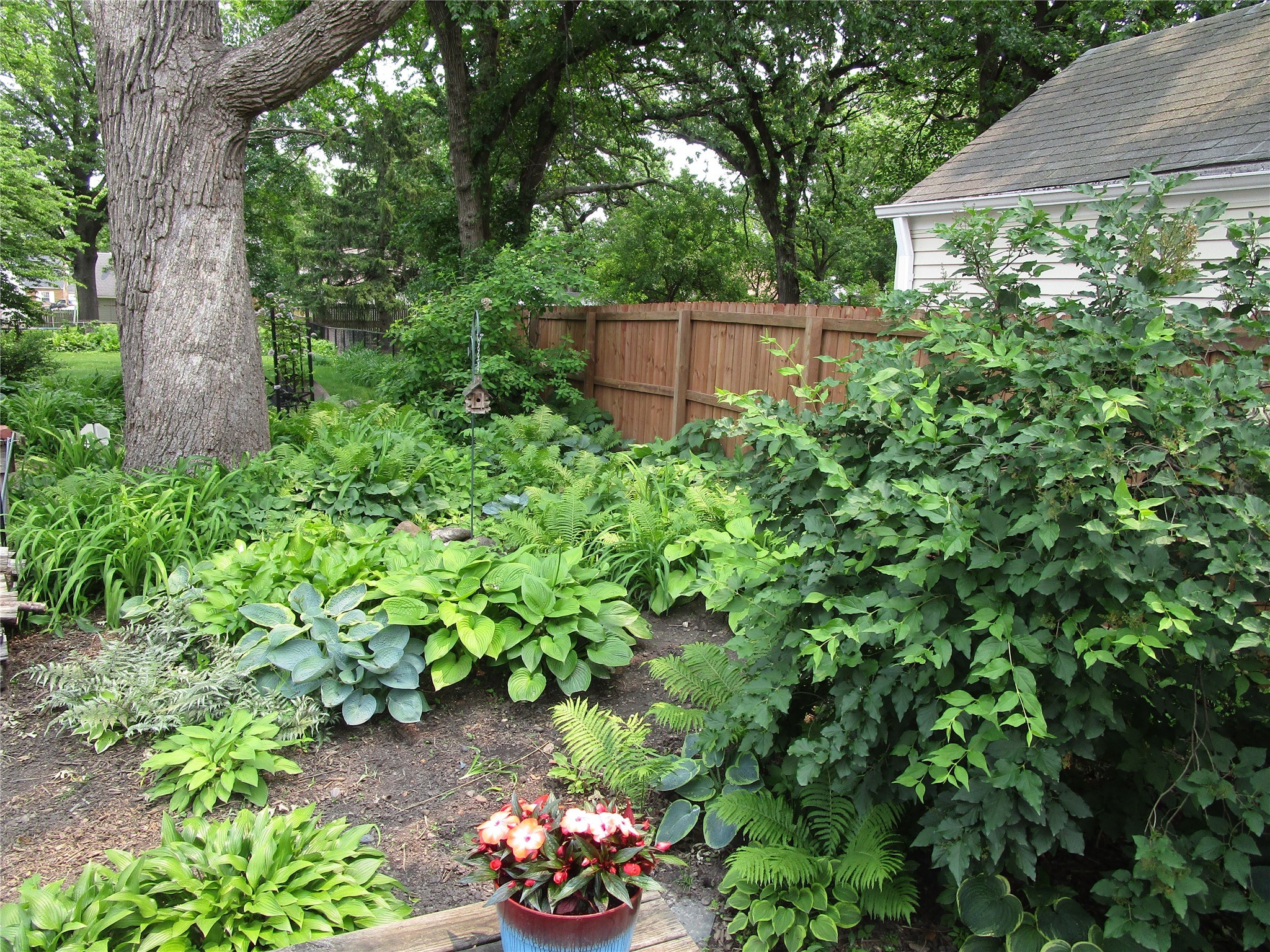 Des Moines, Iowa 50310, United States, 3 Bedrooms Bedrooms, ,2 BathroomsBathrooms,Residential,Active,111200