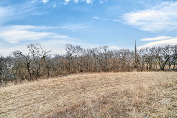 164 E CAULDER CIR, DES MOINES, IA 50315 - Image 39e760aa6cdb547c78c8e9be1be8d0fb/1000654993
