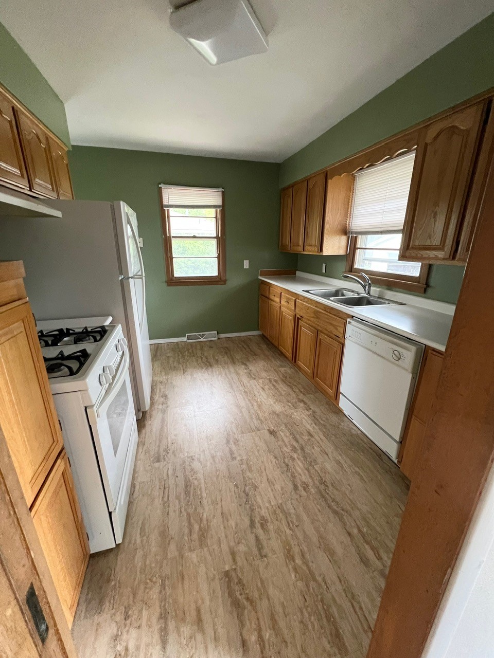 160 Bel Aire Drive, Waukee, Iowa image 7