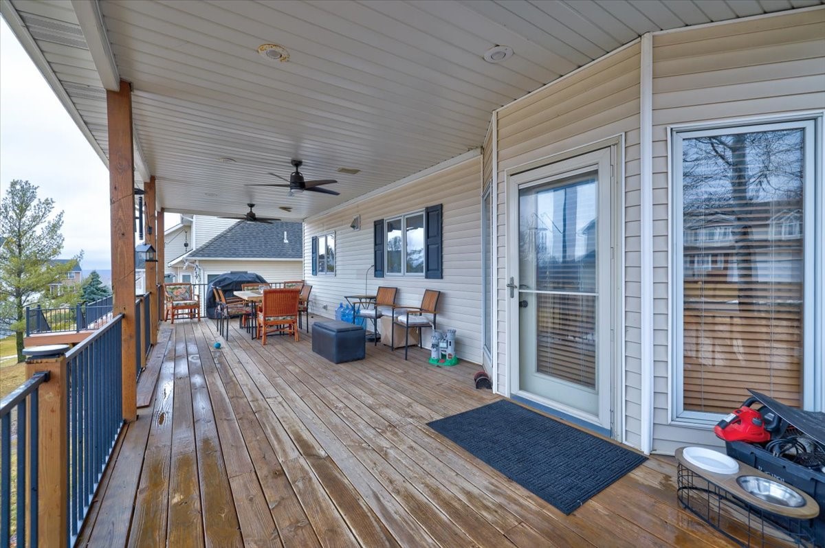 2212 Autumn Blaze Drive, Norwalk, Iowa image 29