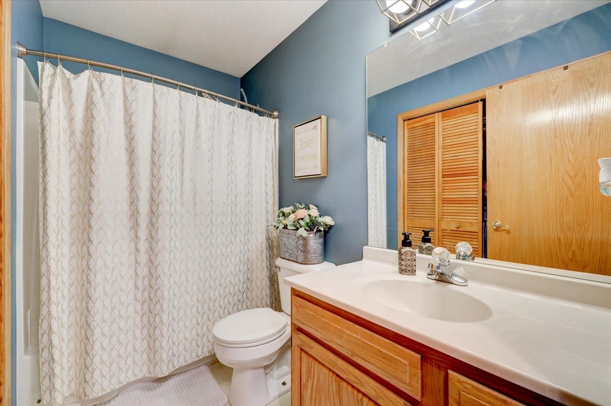 2212 Autumn Blaze Drive, Norwalk, Iowa image 20