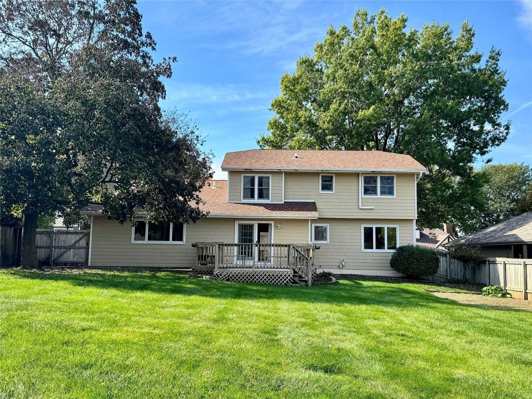 1683 NW 100th Place