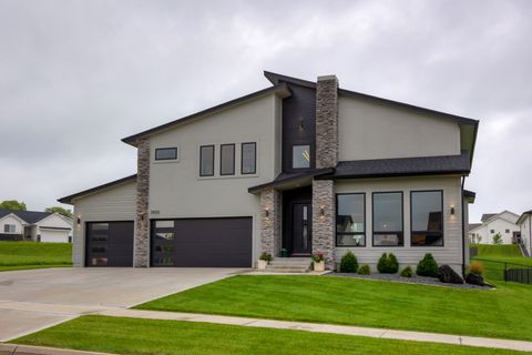 3950 Westwind Court Waukee IA 50263