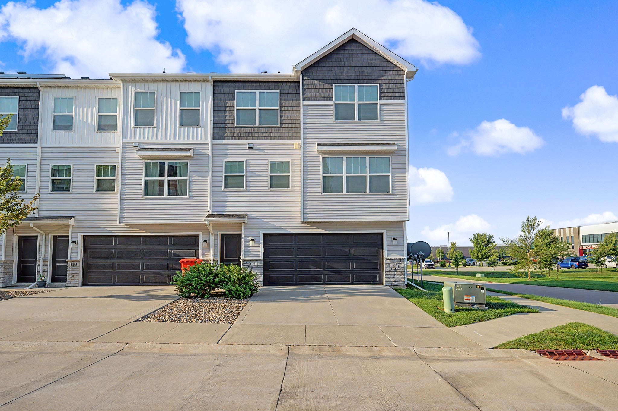 151 NE 23rd Lane