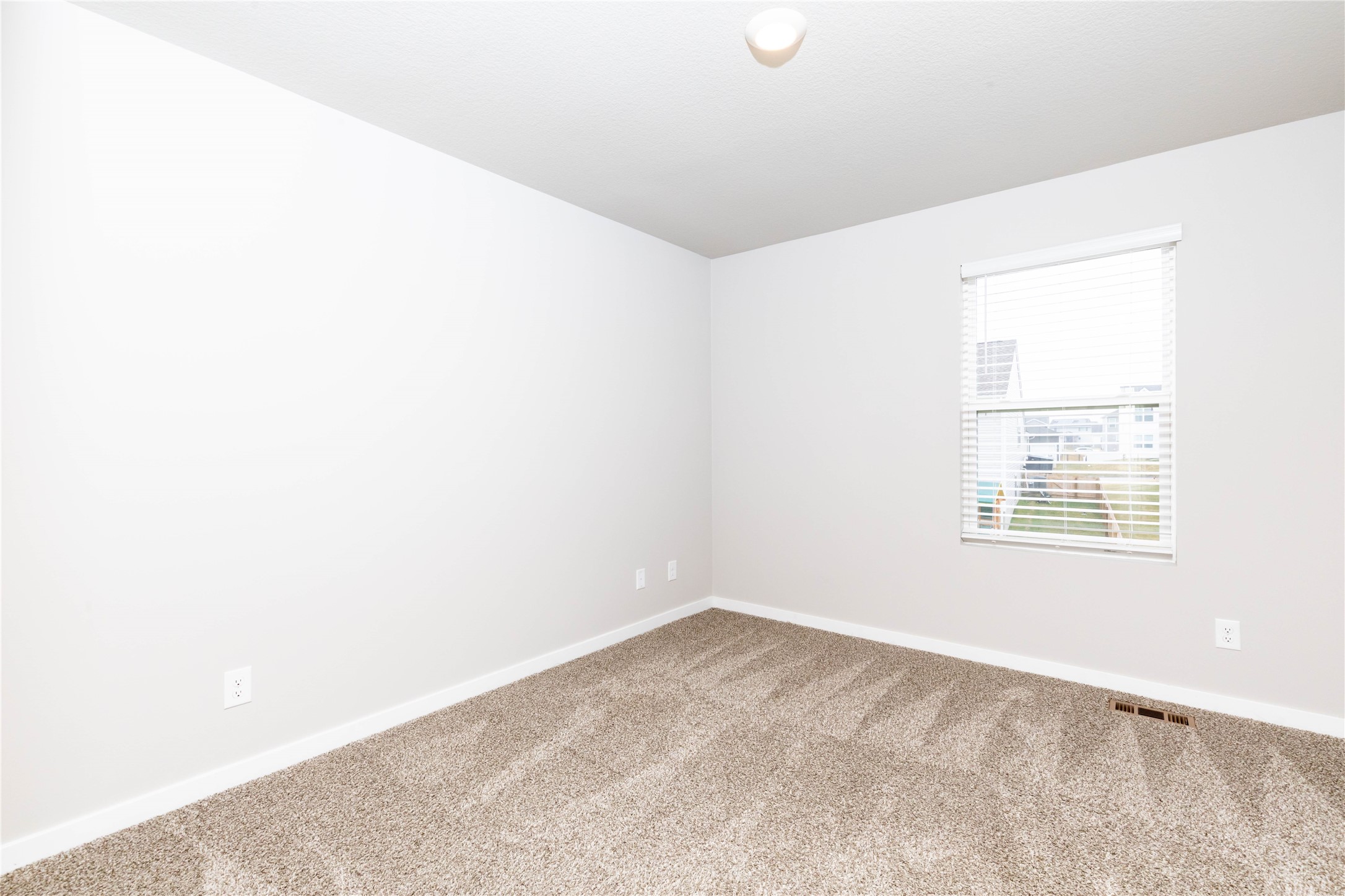 1065 Waukee Avenue, Waukee, Iowa image 25
