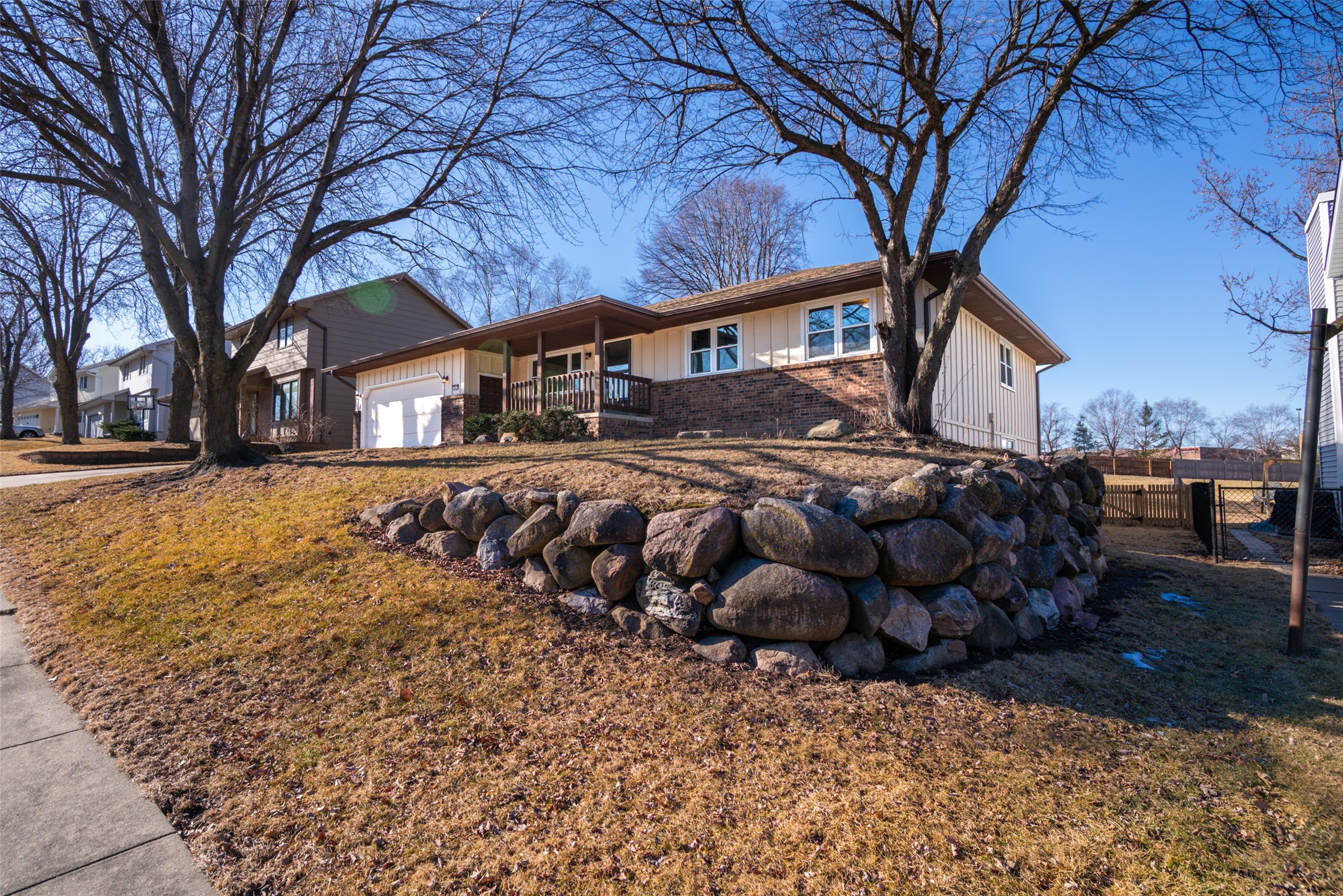 1400 NW 98th Street, Clive, Iowa image 3