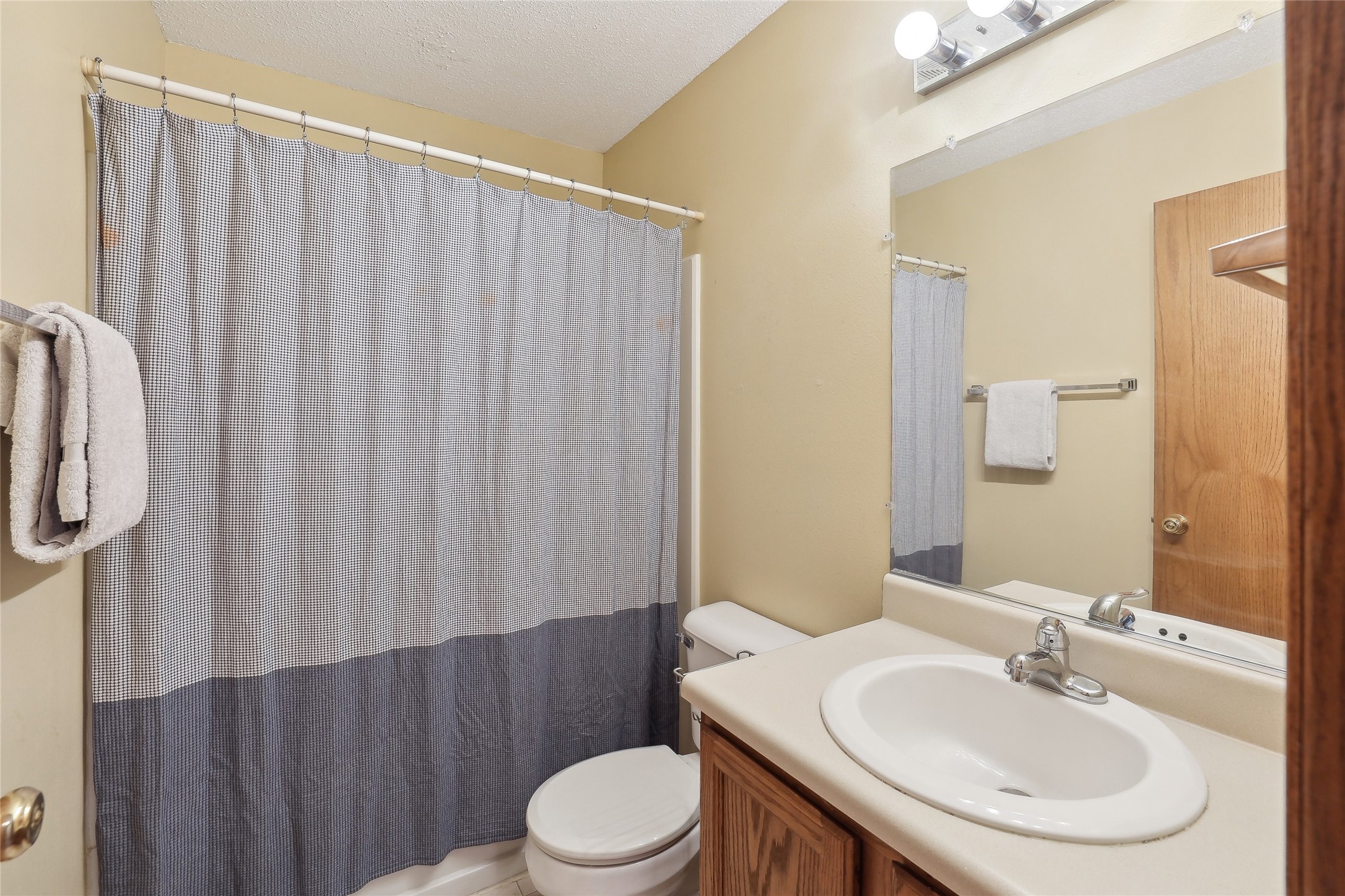 423 E Burnham Avenue, Des Moines, Iowa image 12