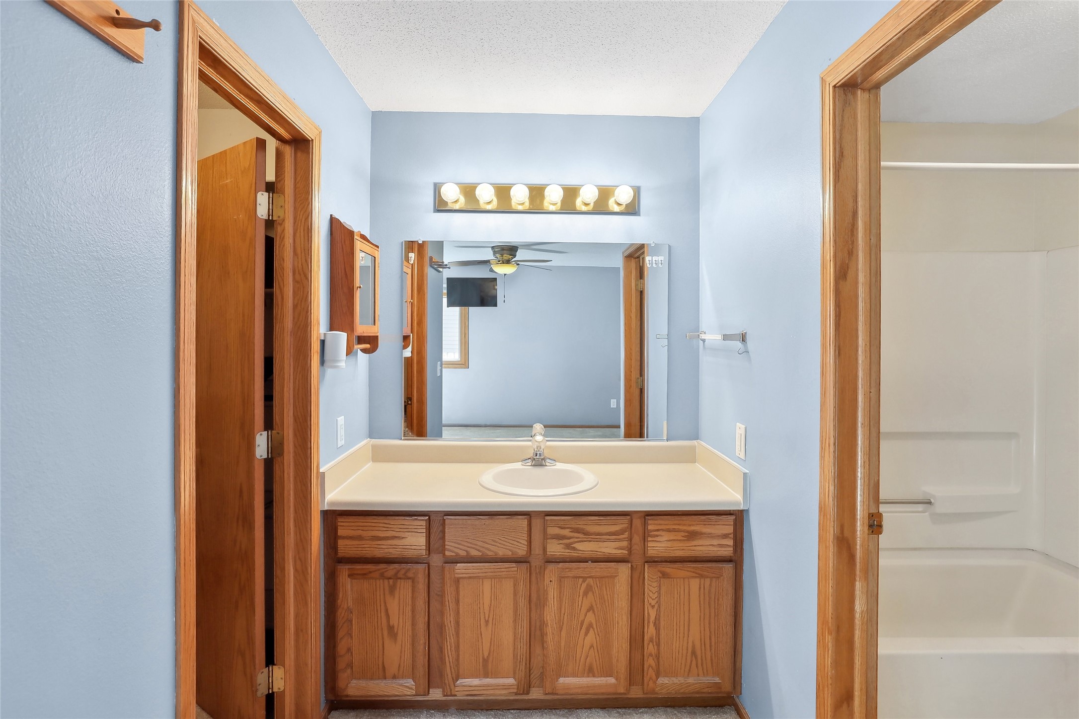 423 E Burnham Avenue, Des Moines, Iowa image 10