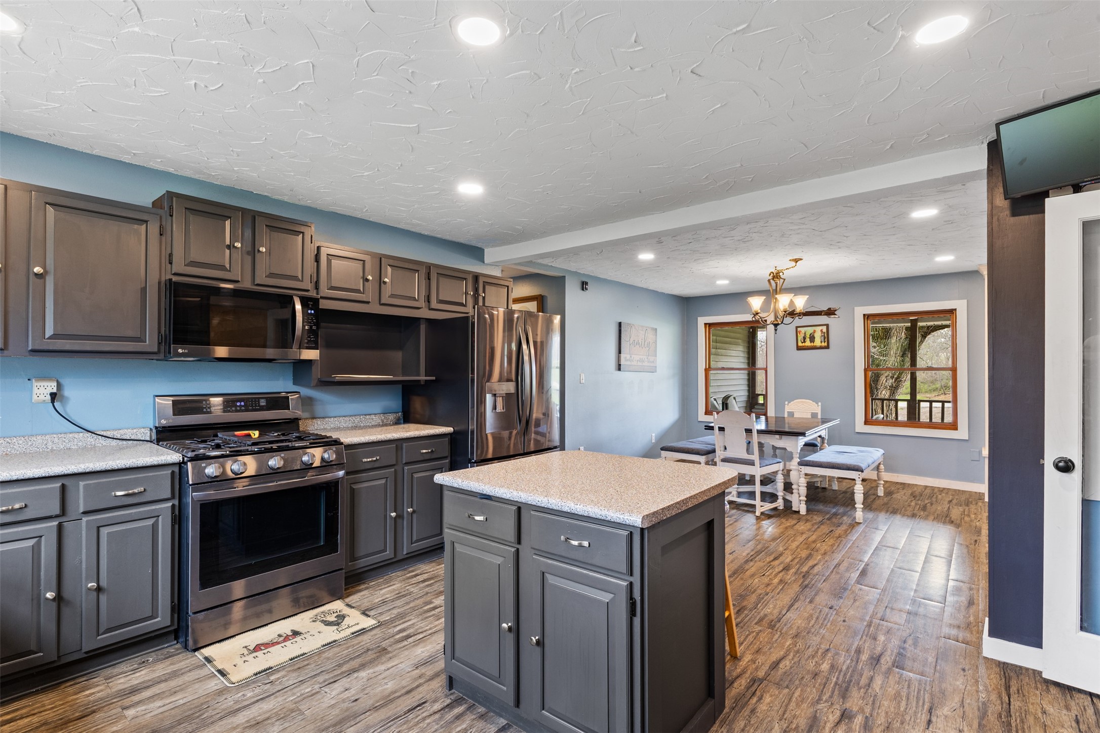 14848 NE White Oak Drive, Elkhart, Iowa image 14