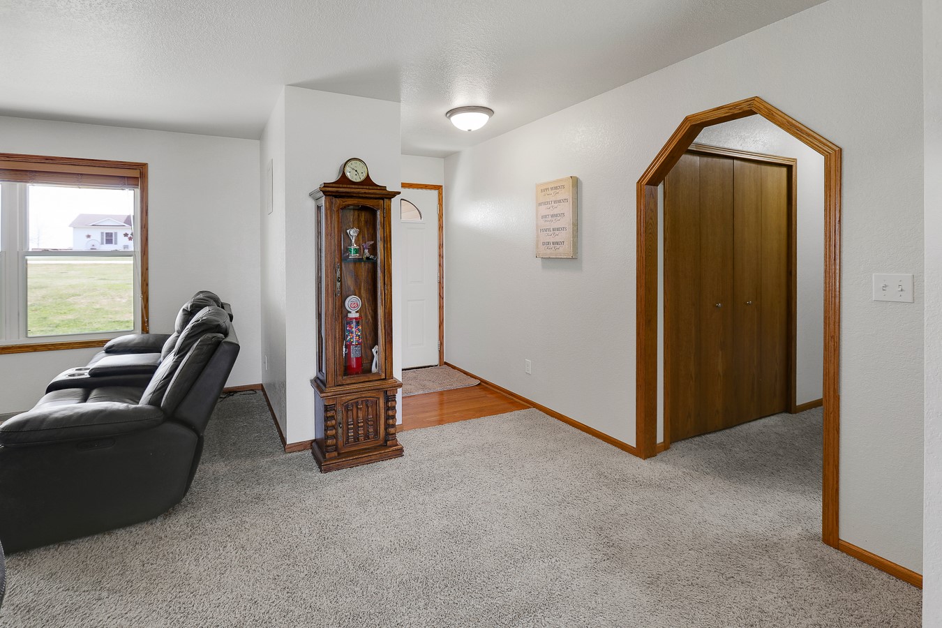 1818 Elk Horn Court, Pella, Iowa image 9