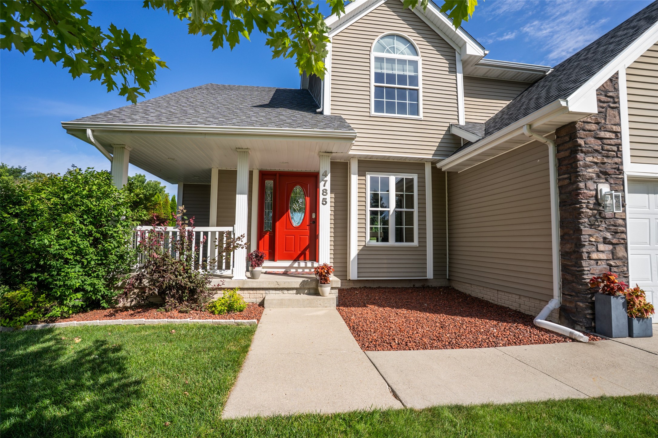 4785 Windsor Circle