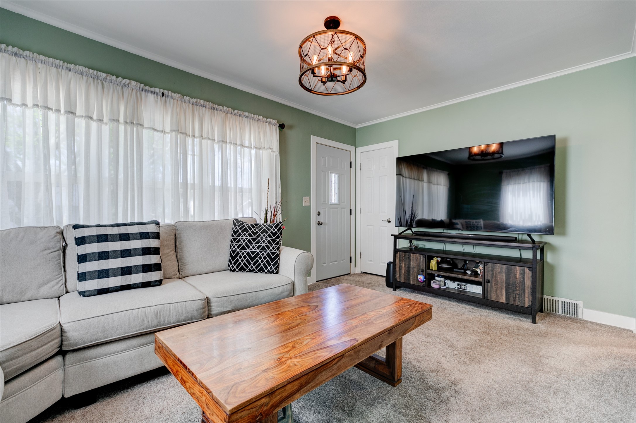 3945 54th Street, Des Moines, Iowa image 6