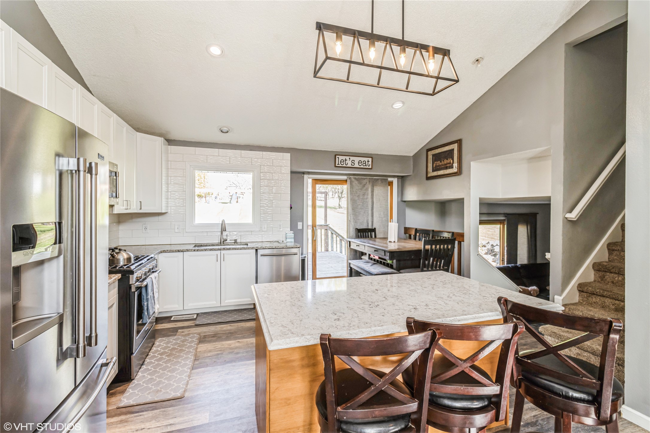 525 Christie Lane, Pleasant Hill, Iowa image 6