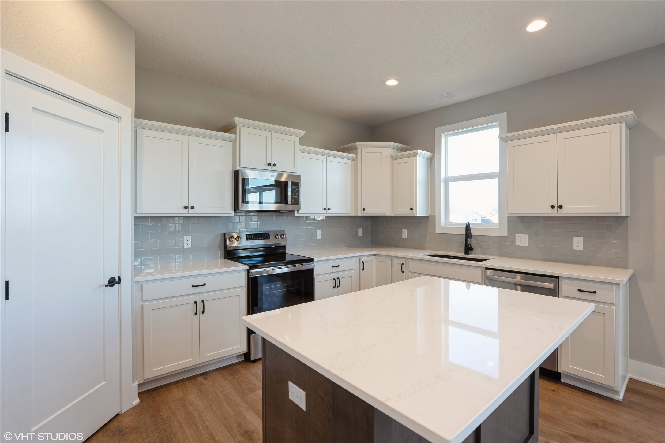 2750 SE Florence Drive, Waukee, Iowa image 6