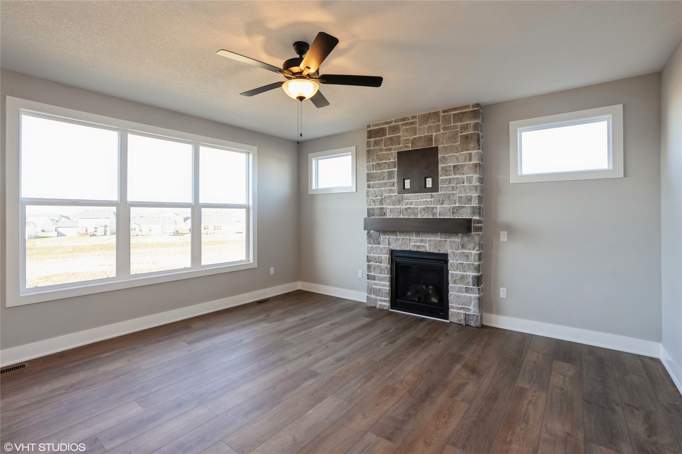 2750 SE Florence Drive, Waukee, Iowa image 3