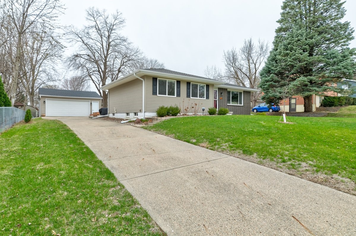 308 34th Street, West Des Moines, Iowa image 29