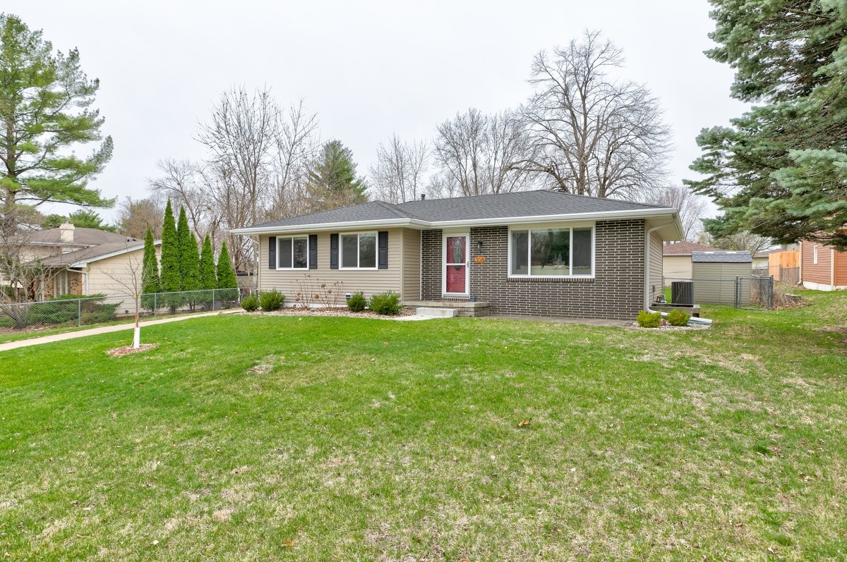308 34th Street, West Des Moines, Iowa image 1