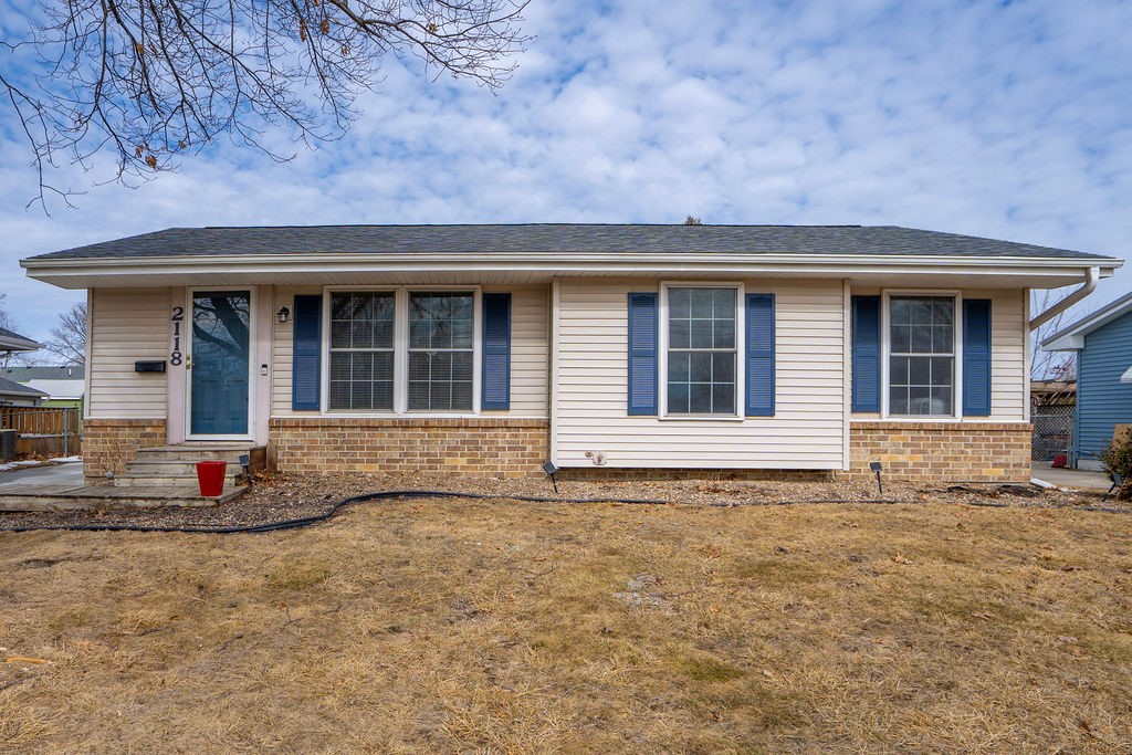 2118 N 4th Avenue, Newton, Iowa image 1