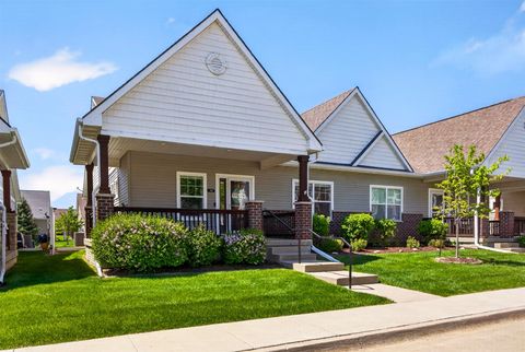 Condo For Sale - 186 63rd Street<br/> West Des Moines, IA 50266