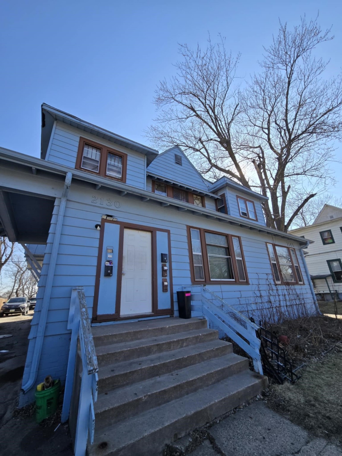 717 Franklin Avenue 11