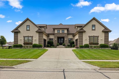 612 Stonegate Court SW Altoona IA 50009