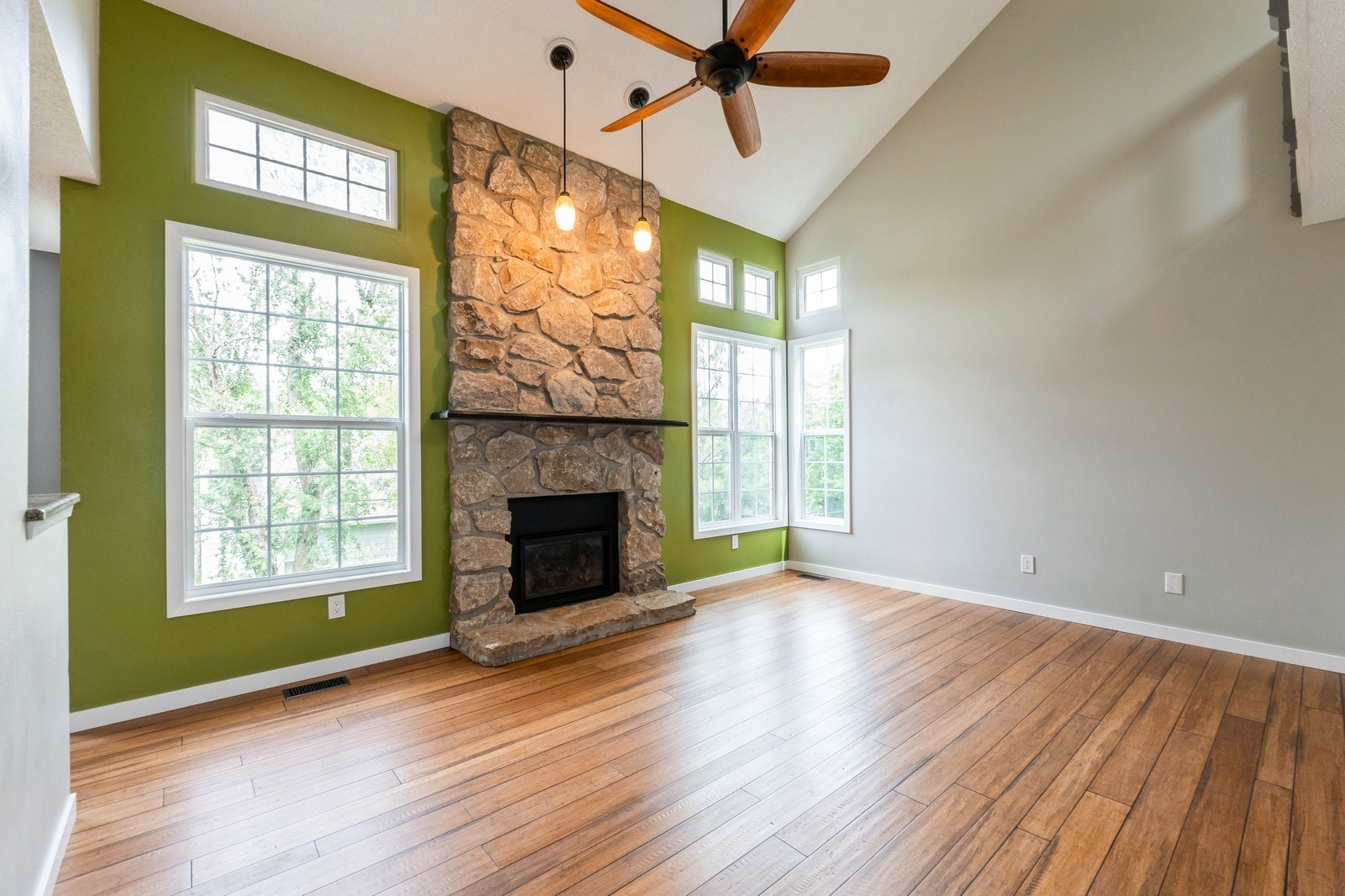 2405 81st Circle, Urbandale, Iowa image 6